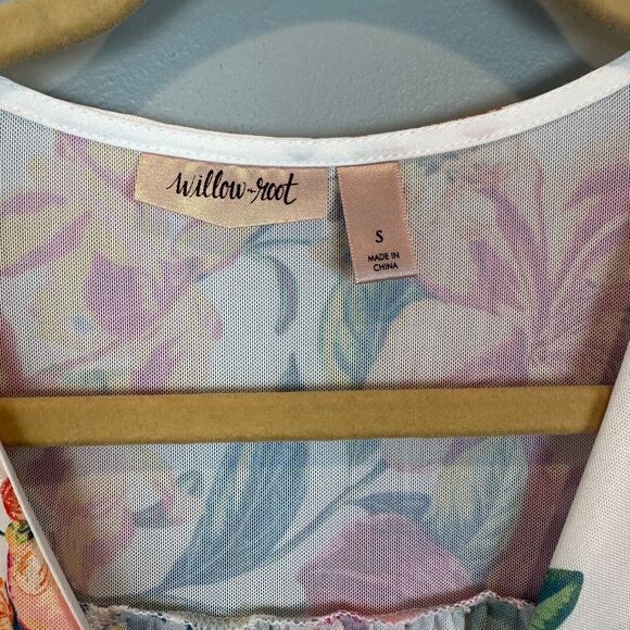 Willow Root Womens Floral V Neck Blouse Small - Picture 3 of 6
